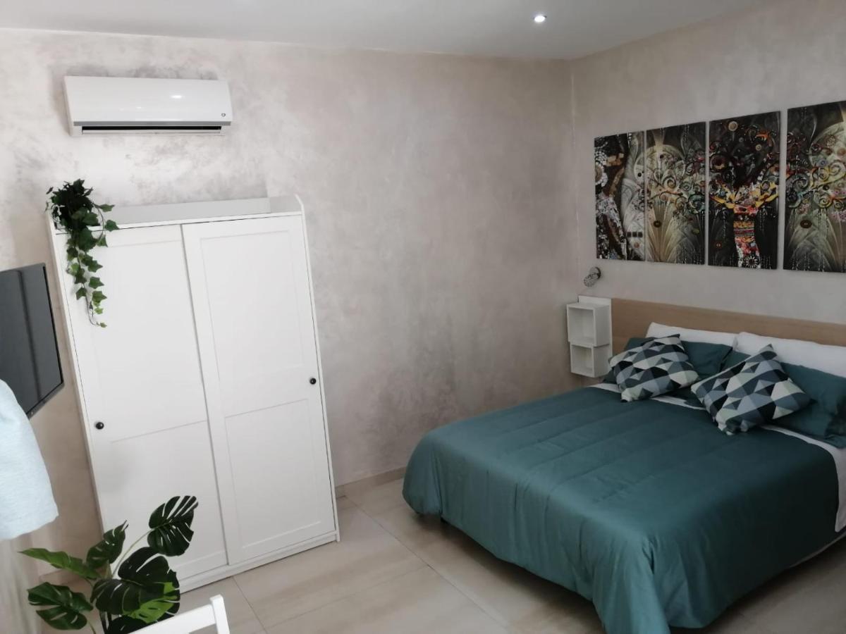 B&B Ilary Home Бари Экстерьер фото