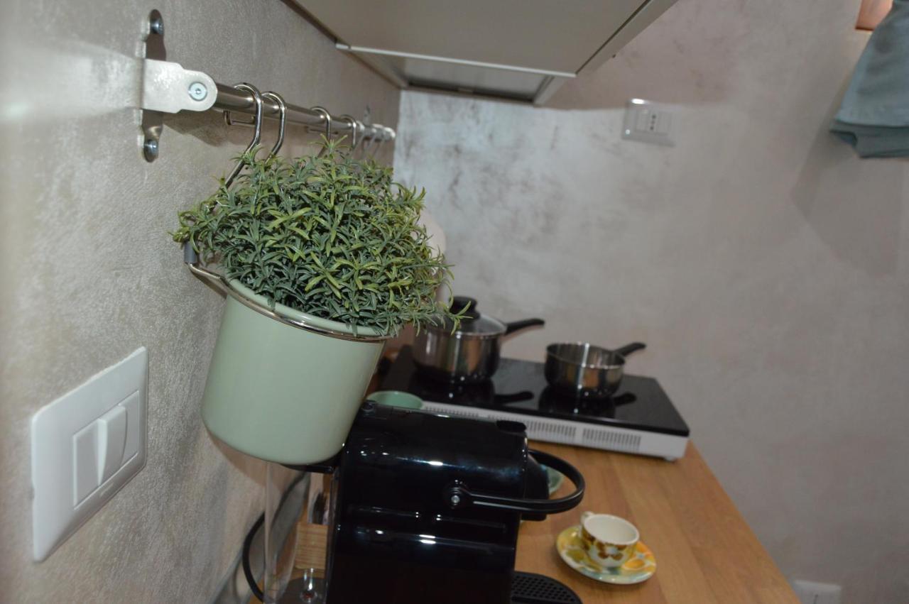 B&B Ilary Home Бари Экстерьер фото