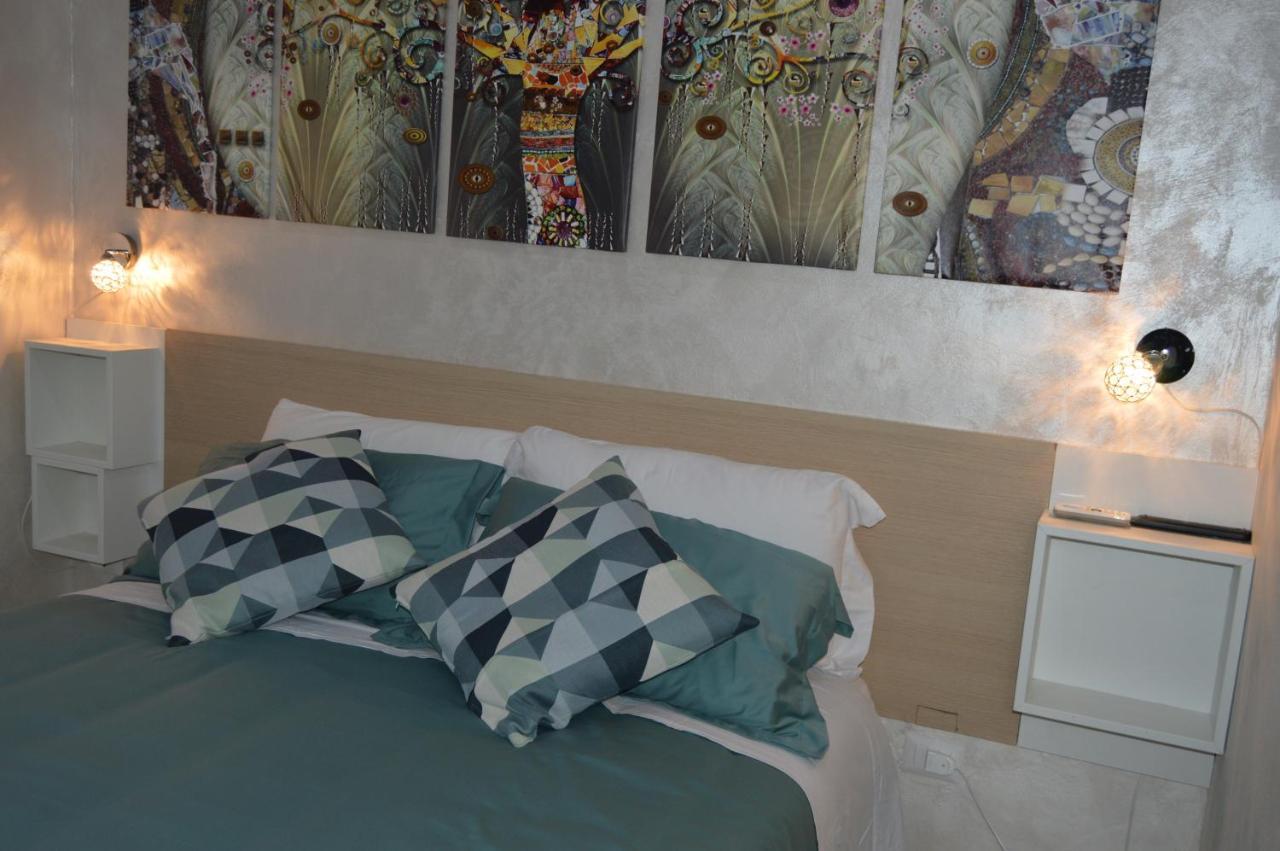 B&B Ilary Home Бари Экстерьер фото